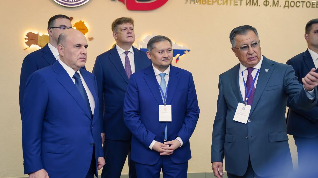 Председатель Правительства РФ ознакомился с деятельностью филиала КазНУ в Омске
