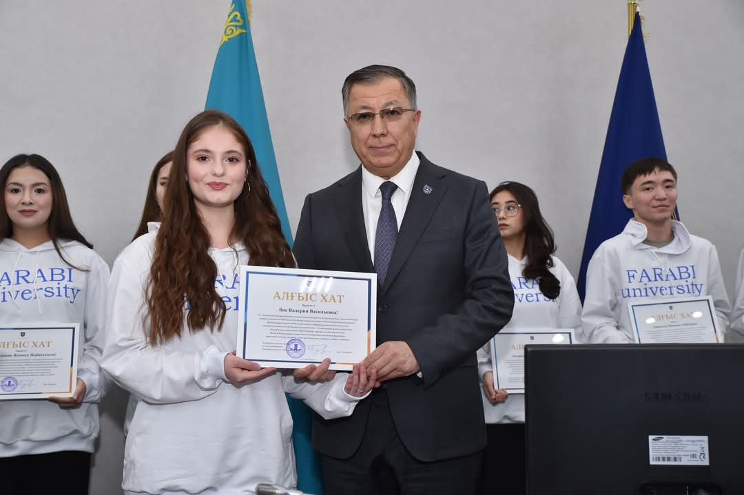 KazNU Student Lis Valeria Awarded a Letter of Appreciation from the Rector