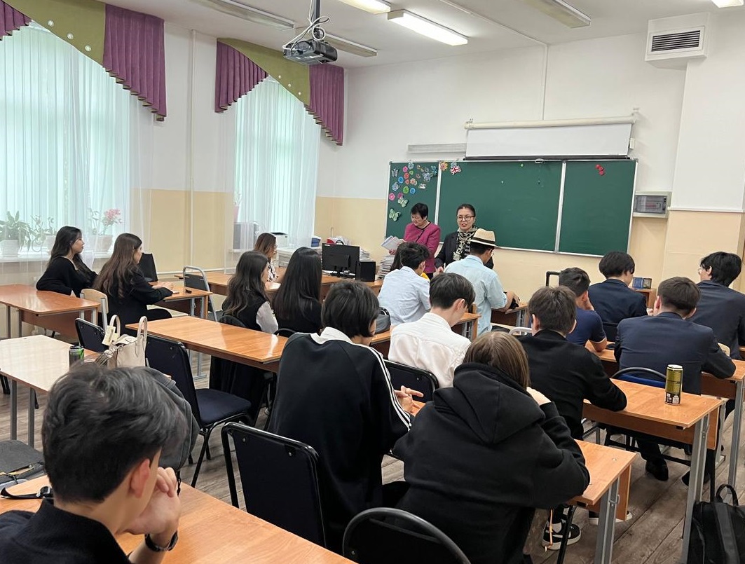 within the framework of the 4th Sustainable Development Goal, teachers of the Department of International Law Nysanbekova L.B. and Altaeva K. Zh. conducted career guidance work at the school #159 named after Altynsarin