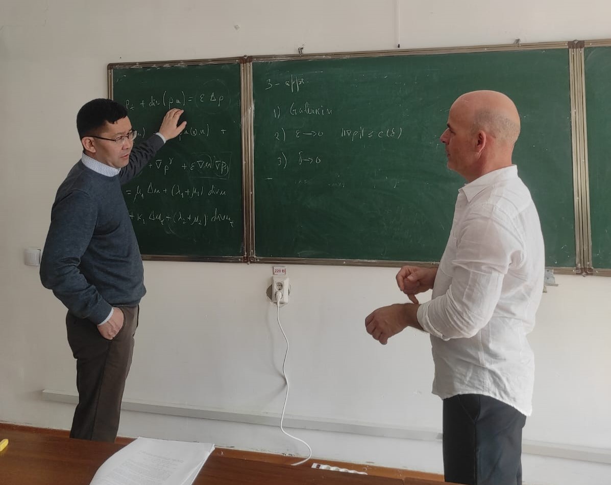 ПРОФЕССОР УНИВЕРСИТЕТА АЛГАРВЕ В КАЗНУ