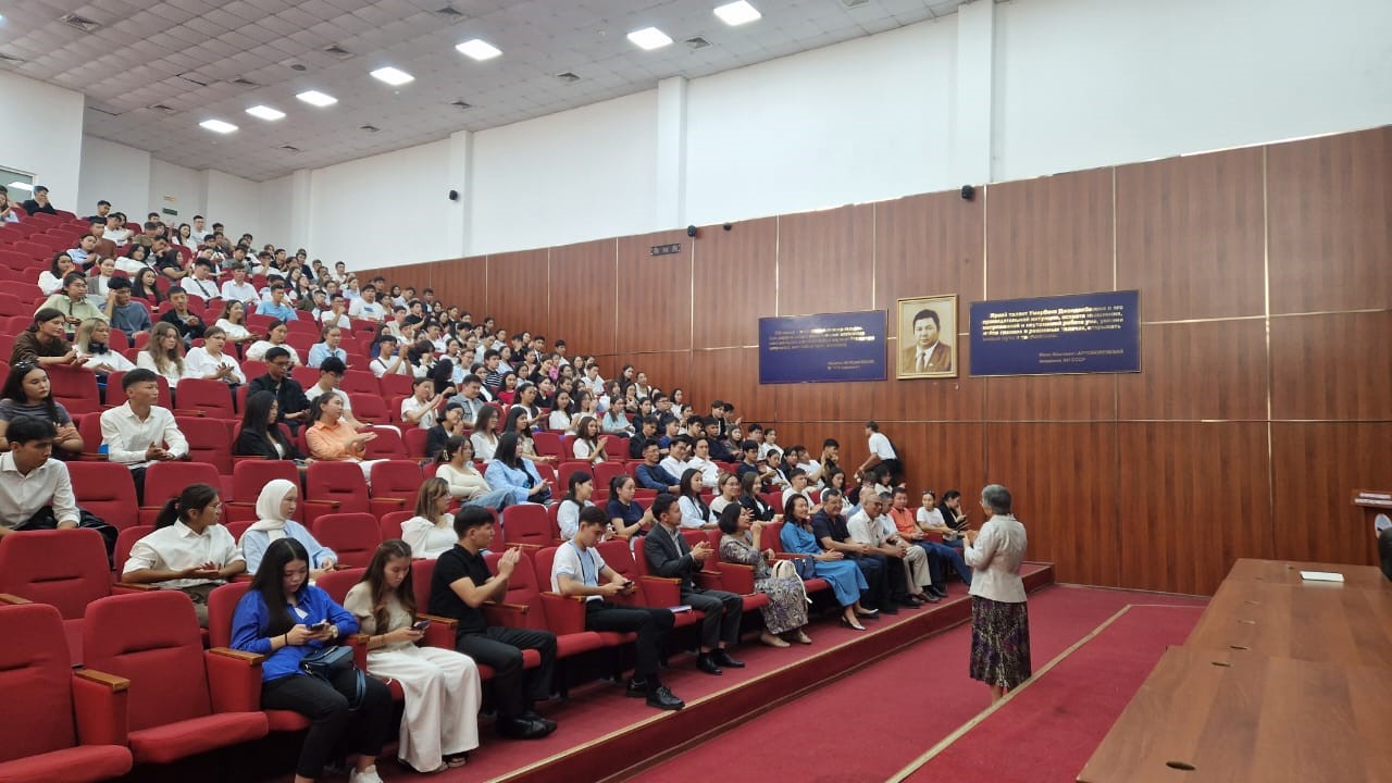 Meeting of first-year students with the Managment of the Faculty of Mechanics and Mathematics