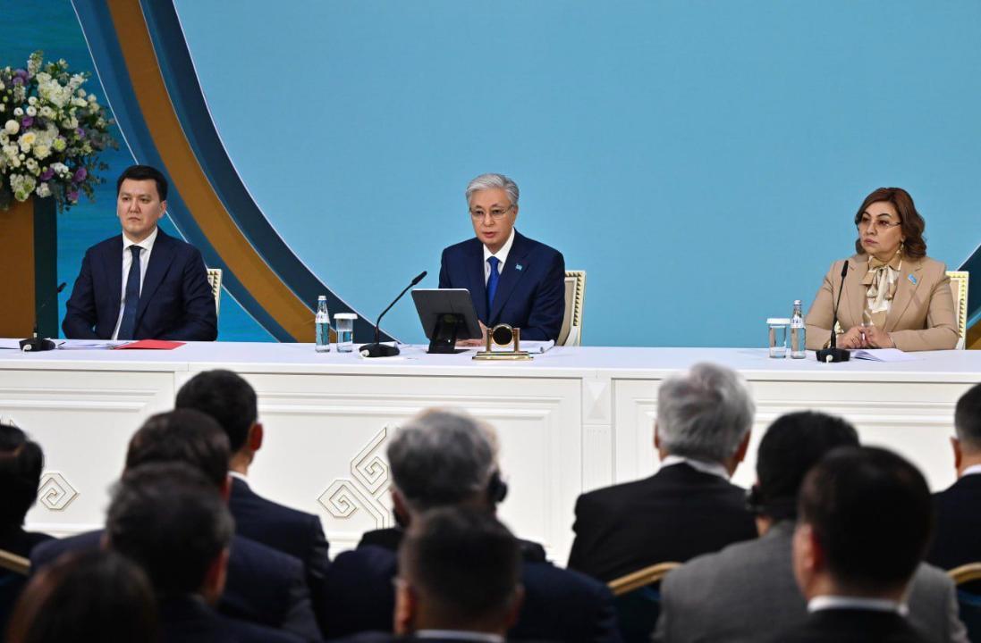 Comprehensive Constitutional Transformation – A Step Towards Democracy Comprehensive Constitutional Transformation – A New Stage of the Country’s Political Modernization