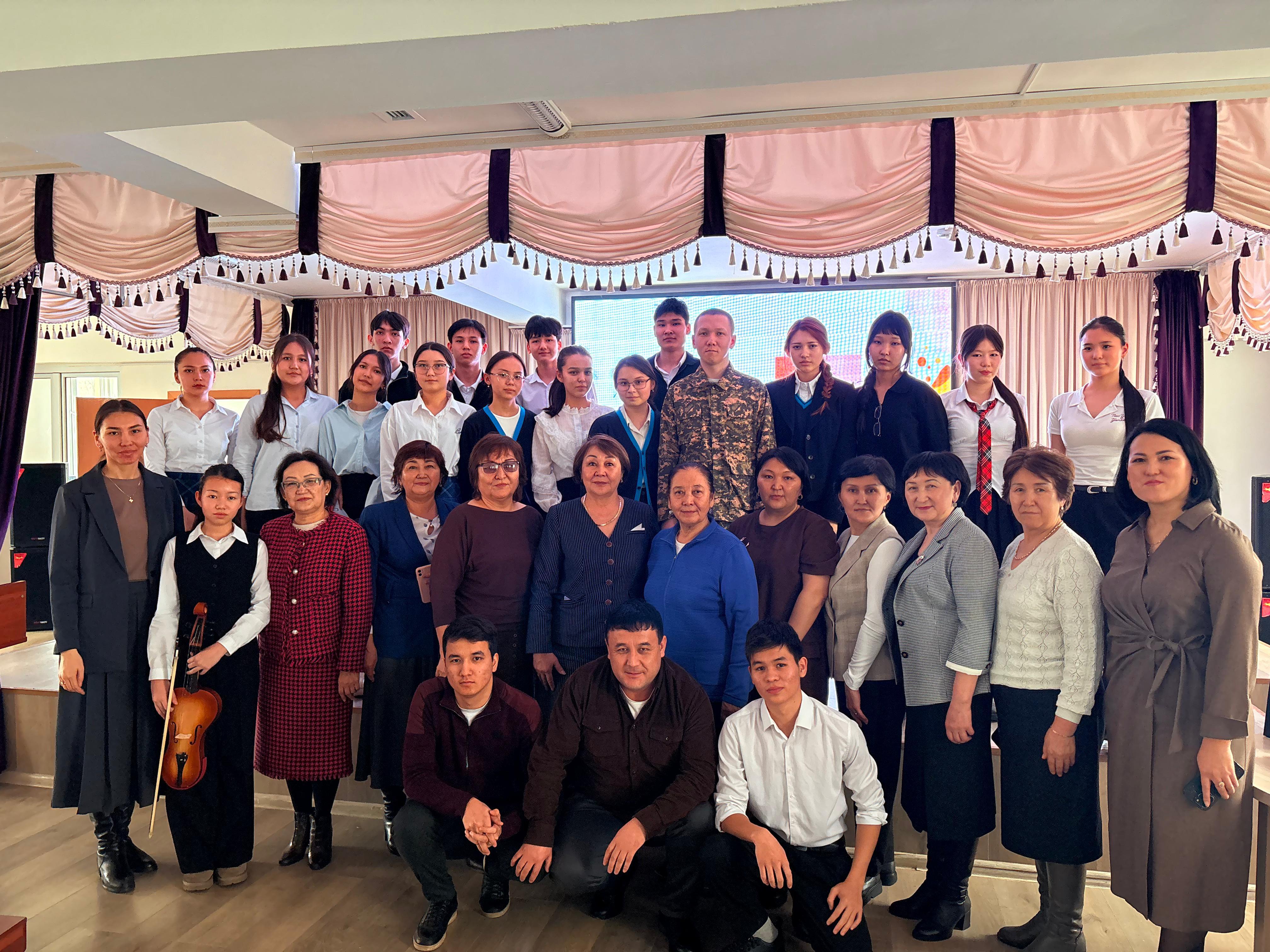 Научная встреча ученых КазНУ по приглашению специализированного лицея «Әл-Фараби» Карасайского района