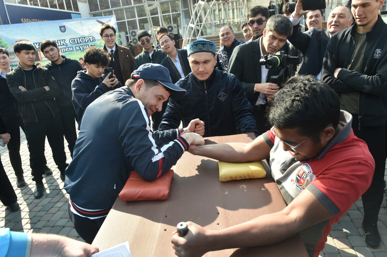 Foreign youth got acquainted with Kazakh sports