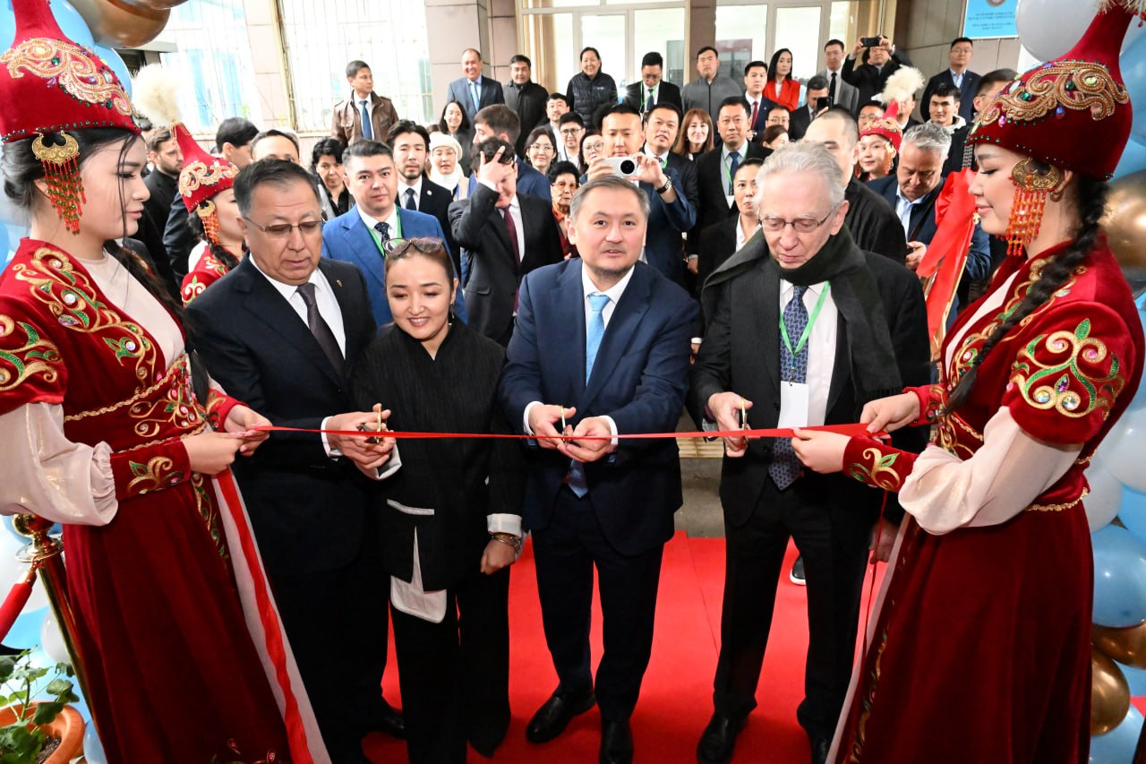 KazLAE new generation engineering center opened in KazNU