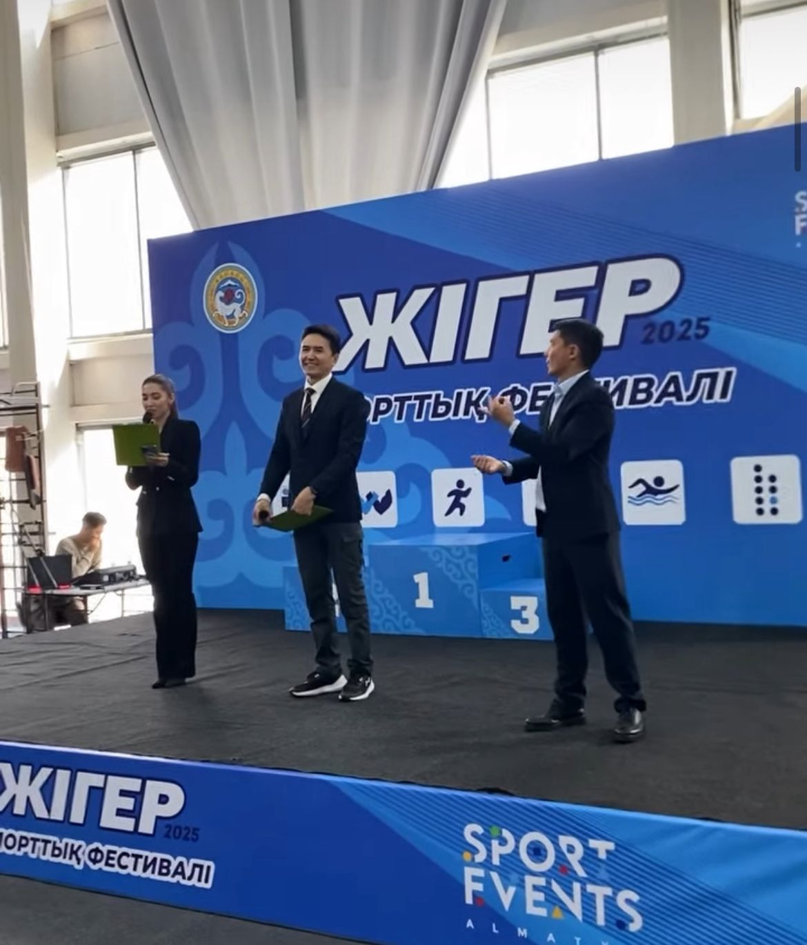 SDG № 4, 10: «Zhiger Festival Brings Together People with Special Needs and Students»