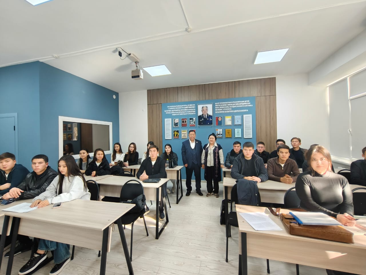 Встреча студентов с  ученым из Китая Күнболат Сүнғатом