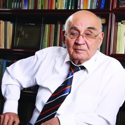 Tursynbek Kakishev