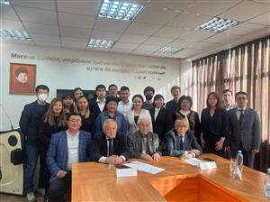 Состоялся круглый стол, посвященный Дню Республики Казахстан: «День Республики - первый шаг страны на пути к независимости»