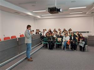 Лекция заведующего лабораторией Функционального Дизайна Нанокластерных Полиоксометаллатов НИИ ФМП, Института Естественных Наук и Математики, УрФУ им. Б.Н. Ельцина, к.х.н. Гржегоржевского К.В.