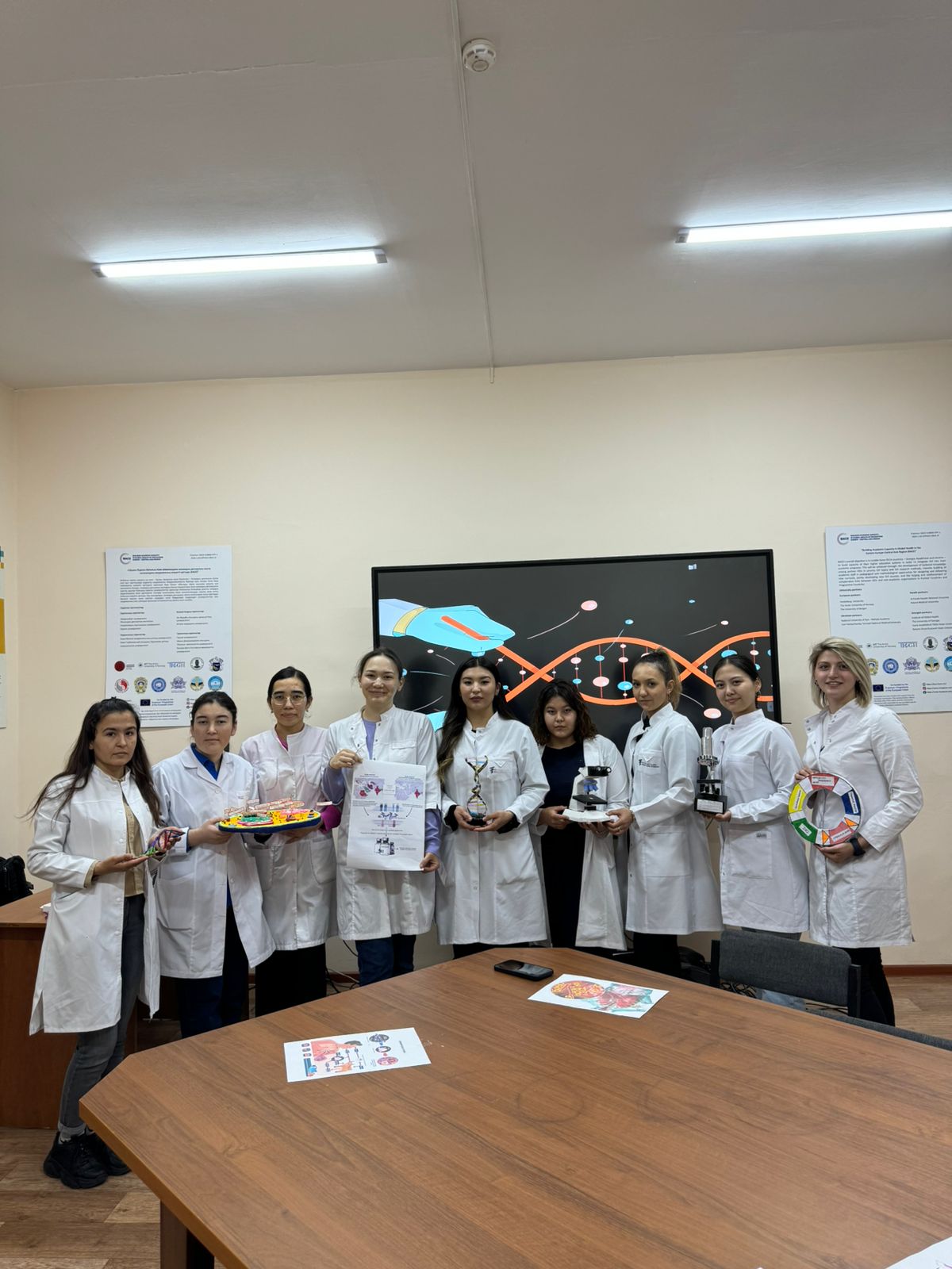 Round table: "WORLD DNA DAY"
