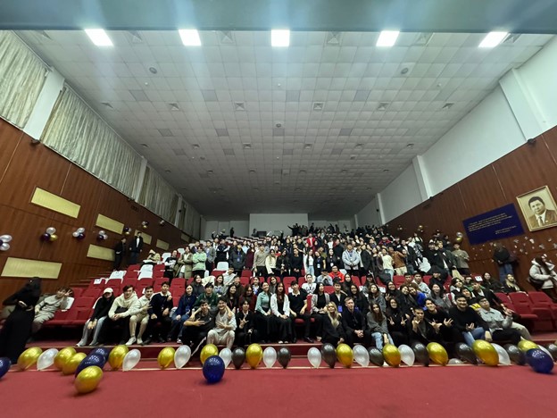 "Kinematics" Project: Transfer of Chairmanship and First-Year Students' Debut