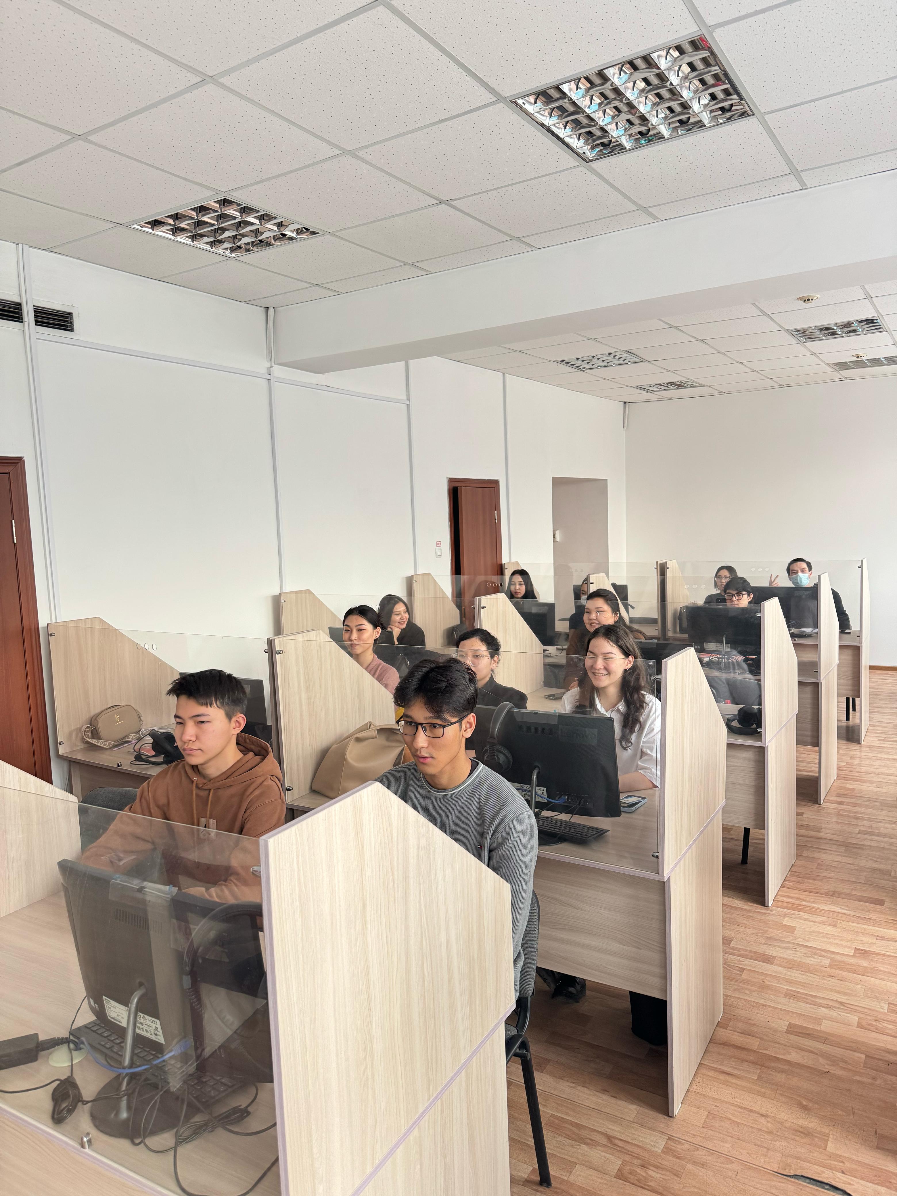‘Movie Day’ Held at the Department of Diplomatic Translation