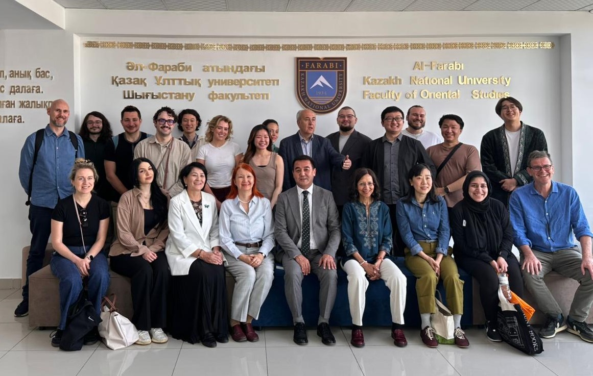 SCIENTIFIC AND ACADEMIC MEETING AT THE FACULTY OF ORIENTAL STUDIES WITH THE SOAS DELEGATION
