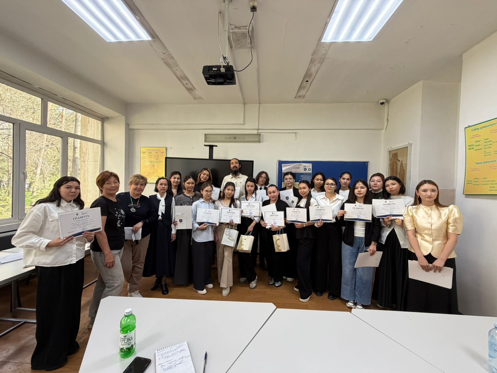 Научная активность кафедры ботаники и агроэкологии в рамках Международной научной конференции «Фараби әлемі – 2026»