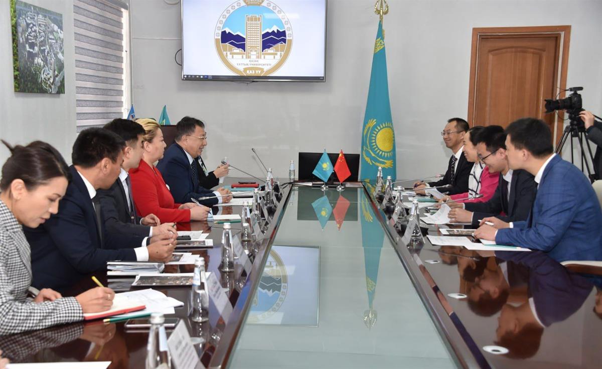 KAZNU DEVELOPS SCIENTIFIC PARTNERSHIP WITH CHINA