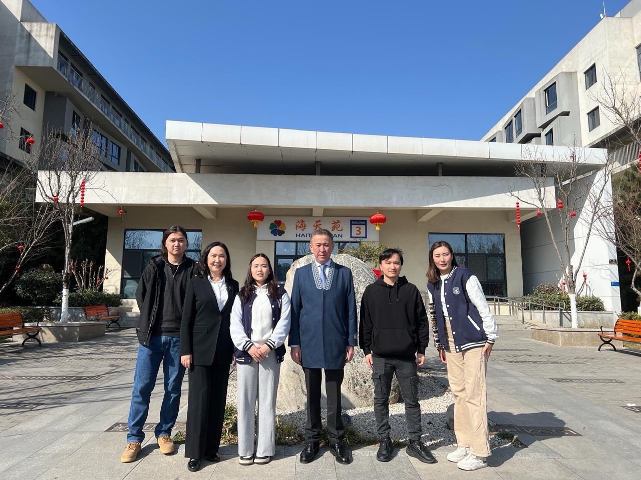 KazNU Students in China How do KazNU students study at NPU?