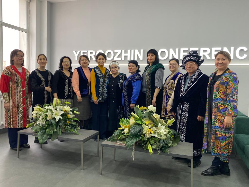 Kөrіsu kүnі, Congratulations Day