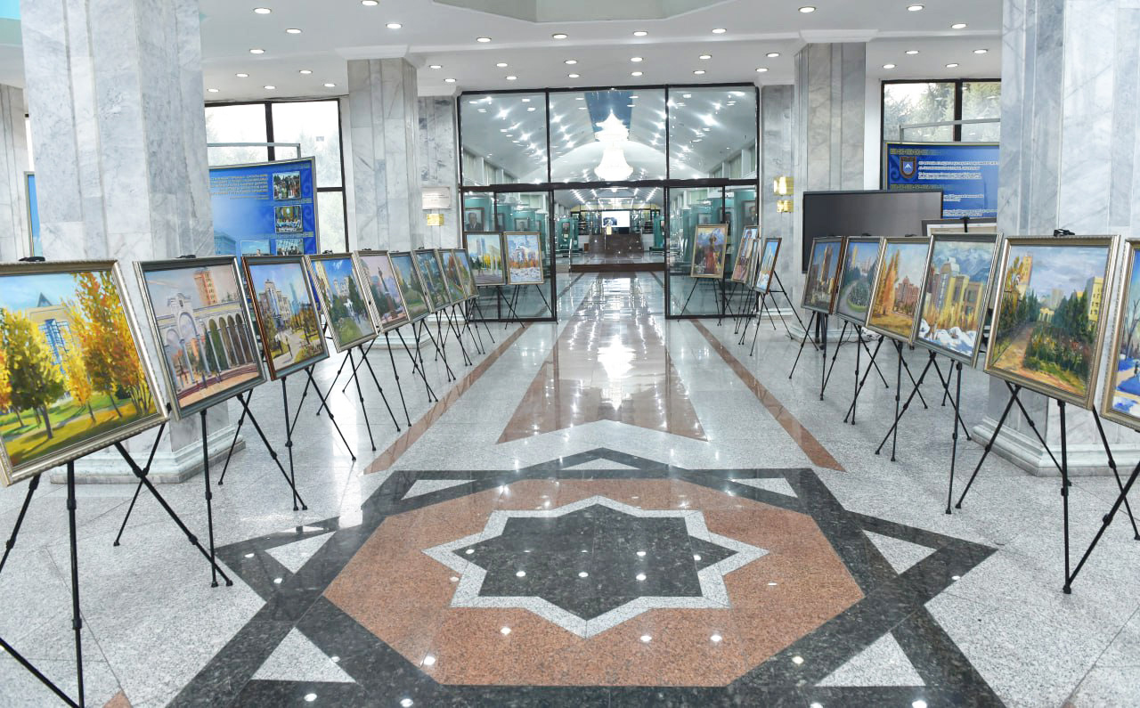 В КазНУ открылась выставка «AI-Art: Будущее в красках»