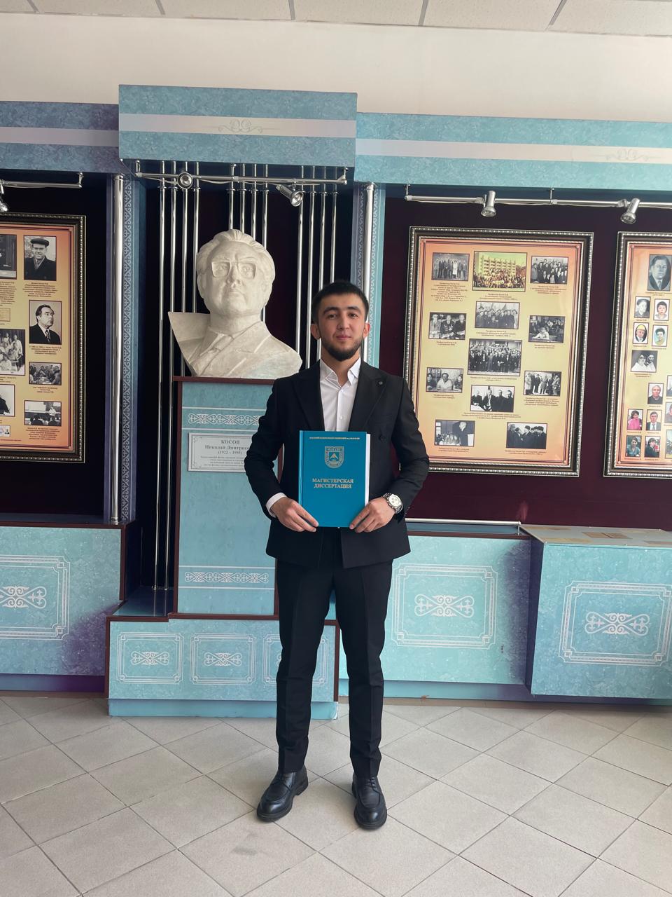 Akbar Abdulazizov is a 2024 graduate of the dual-degree program in Technical Physics at Al-Farabi Kazakh National University and Tomsk Polytechnic University in Russia.