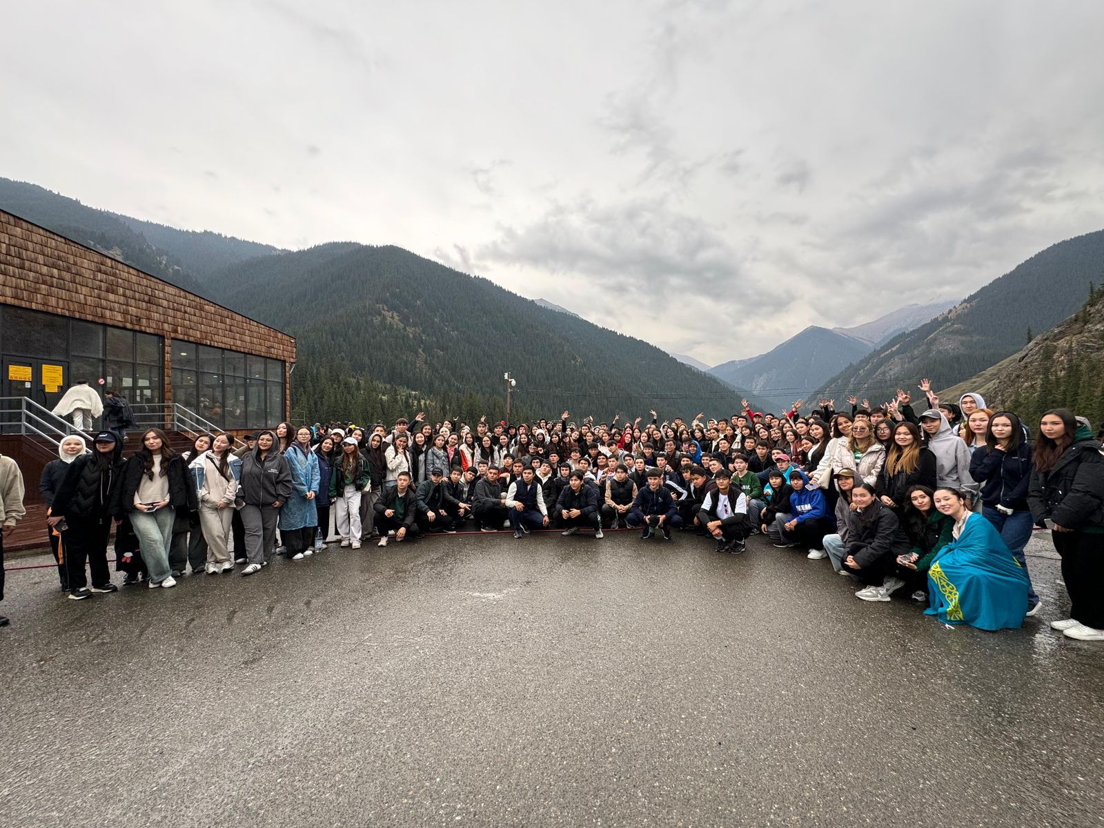 ТДМ-3: ҚазҰУ-дың белсенділері Көлсайға барып қайтты