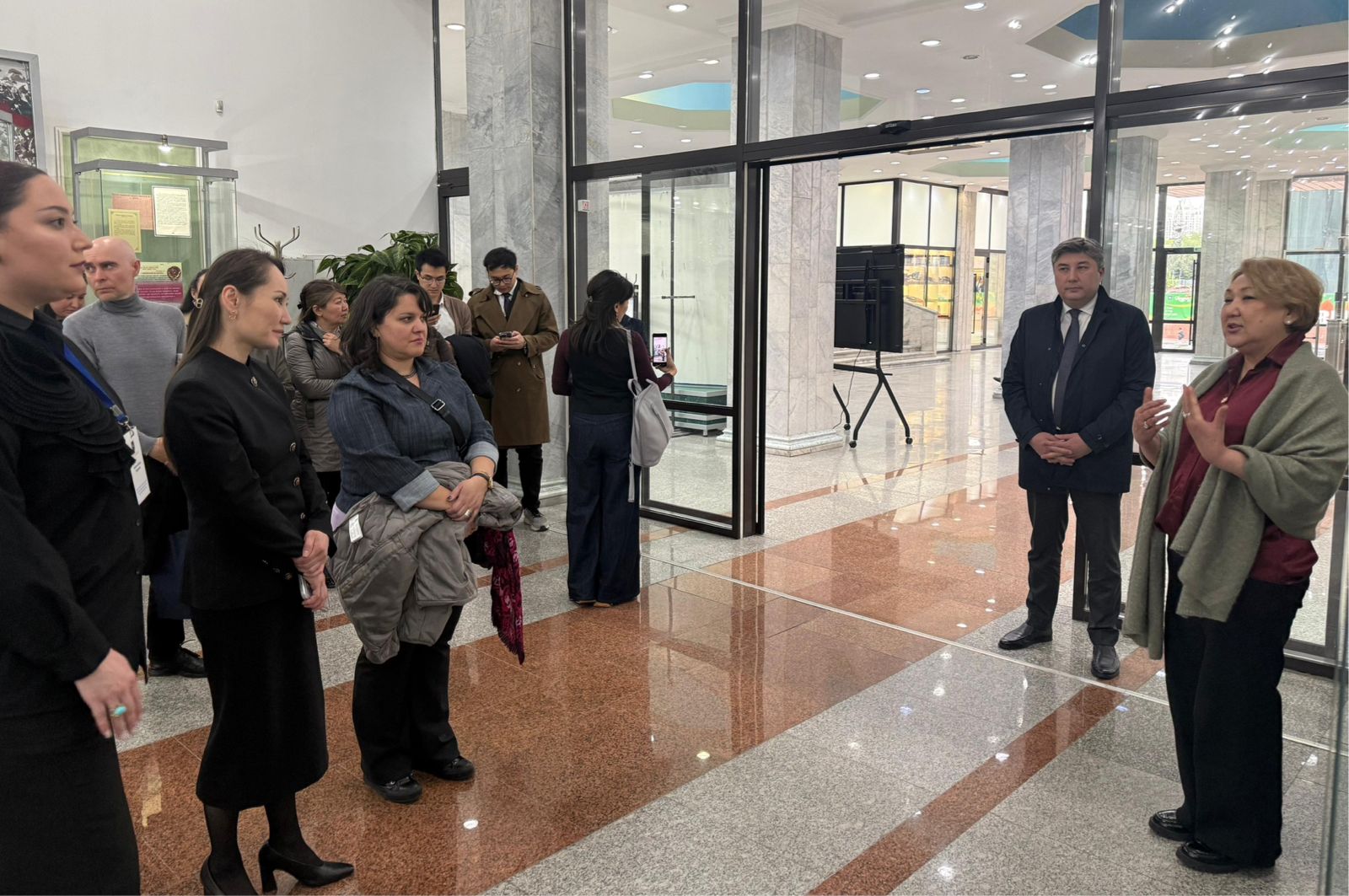 New Constitution - New Generation: Visit of Representatives of the National Center for Human Rights to KazNU Museum