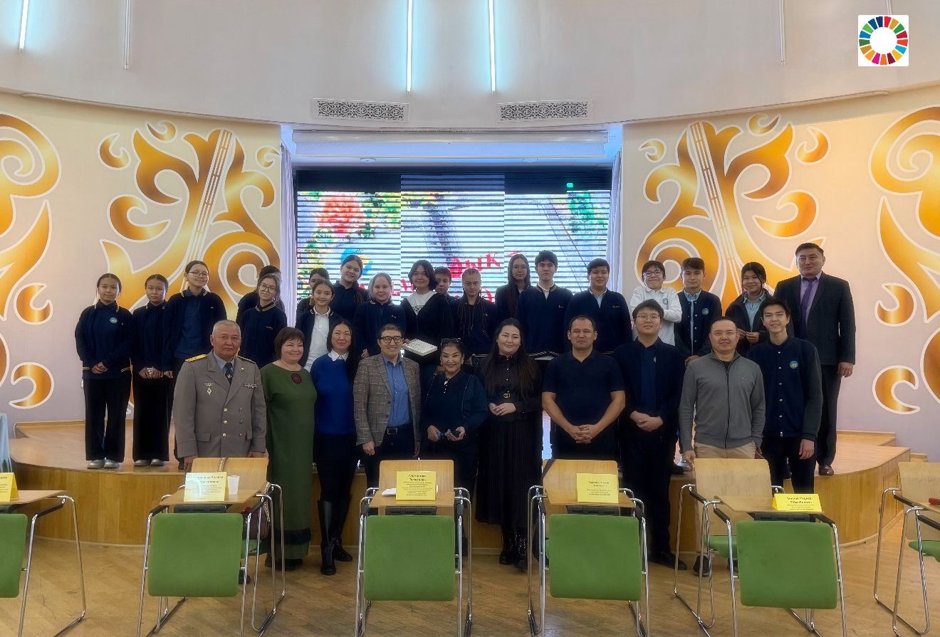 Al-Farabi KazNU Faculty Members Participated in a Career Guidance Marathon at “Bobek” School: A Journey into the World of Professions