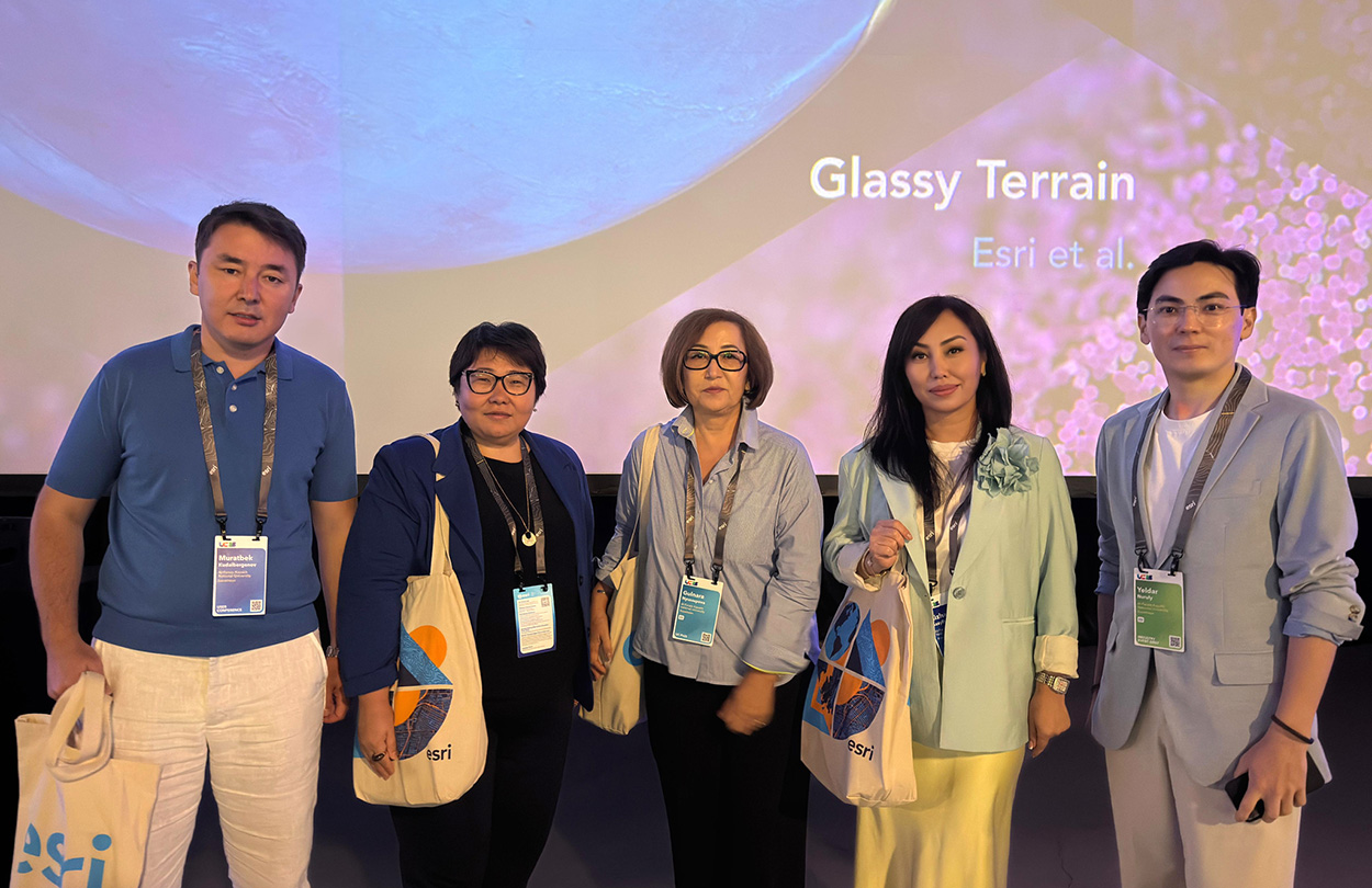 Преподаватели КазНУ – на конференции Esri User Conference 2025