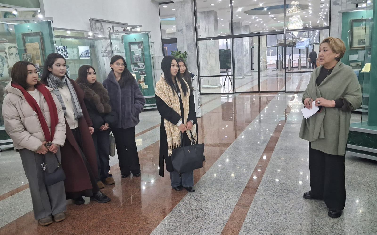Undergraduate Students of the Faculty of Philology Visited the Museum of KazNU