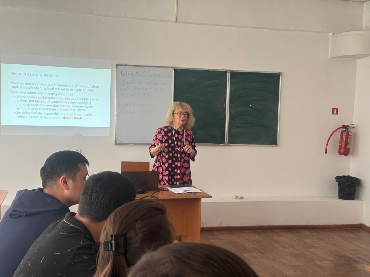 Лидерская лекция профессор университета Уппсала Анна-Мари Сятре