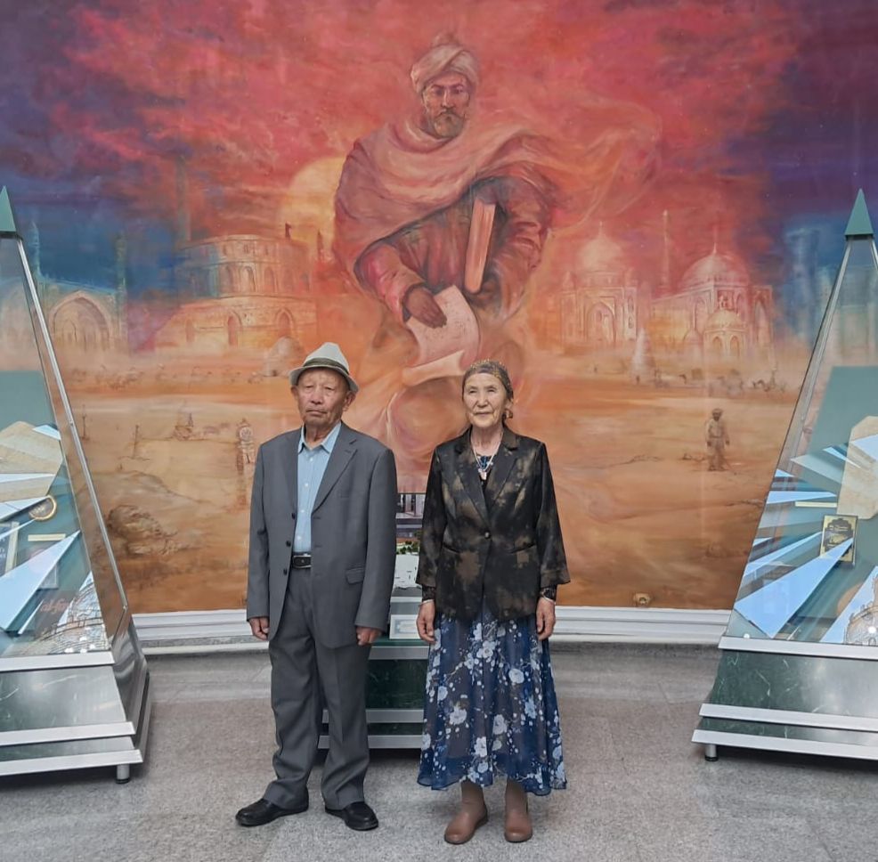 Visit of Guests from Kulja to the KazNU Museum