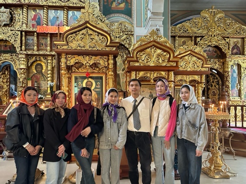 Никольcкий шіркеуіне экскурсия