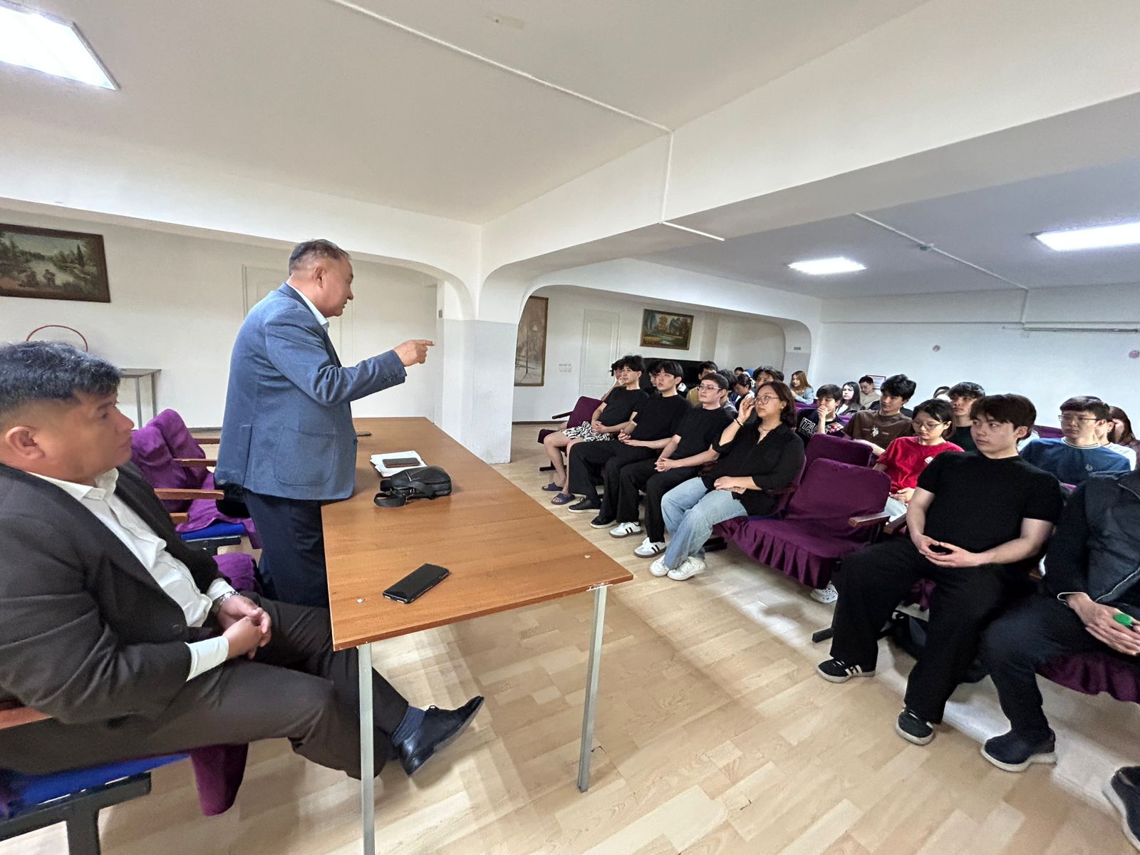 A meaningful meeting with students was held at the Faculty of Oriental Studies within the framework of the “Law and Order” initiative