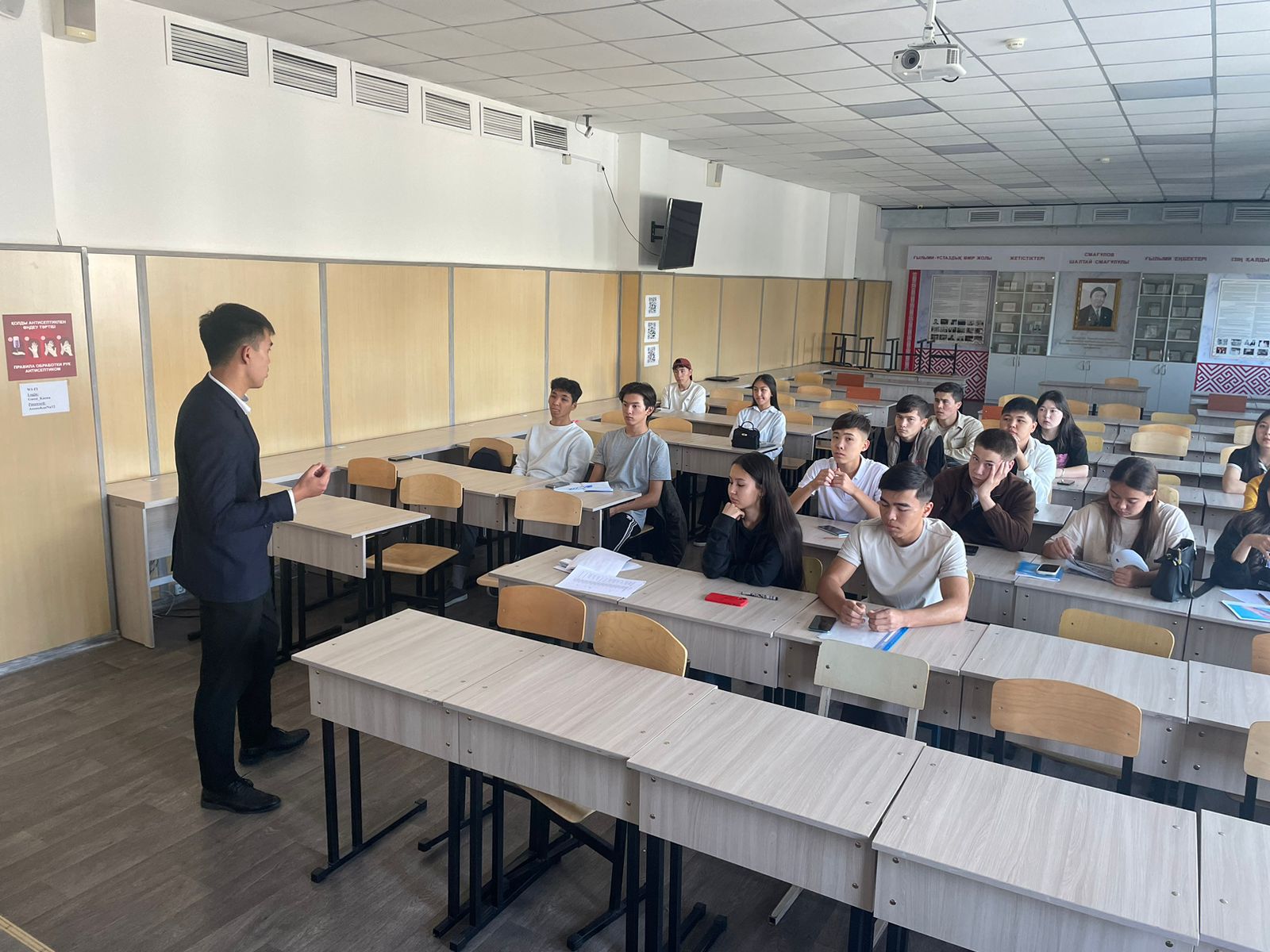 SDG-4: «The Psychological Support Service» conducted a series of talks with first-year students at the faculties