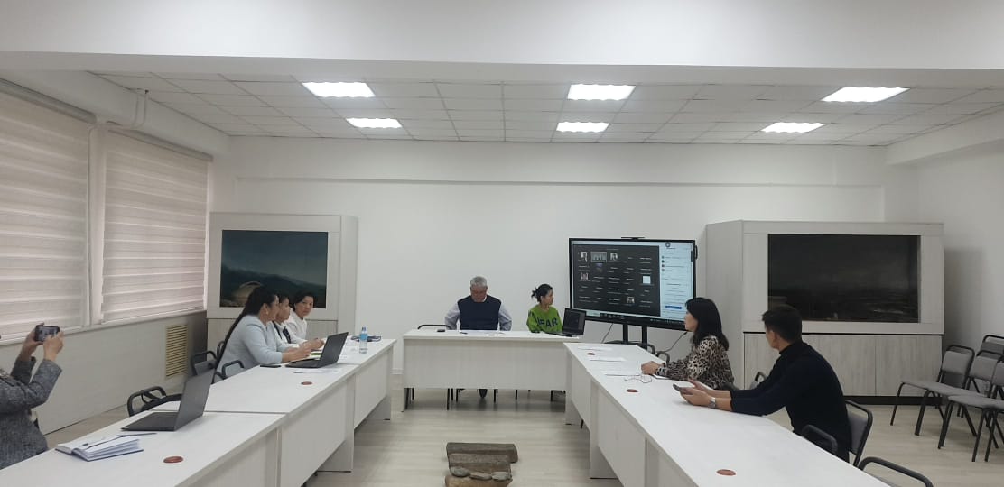 ЗАМАНАУИ МУЗЕОЛОГИЯНЫҢ ПЕДАГОГИКАЛЫҚ ӘЛЕУЕТІ ЖӘНЕ ОҚУ ӘДІСТЕМЕЛІК КЕШЕНДЕРІНІҢ МӘСЕЛЕЛЕРІ: ЖАҢА ТҰЖЫРЫМДАР МЕН БАҒЫТТАР