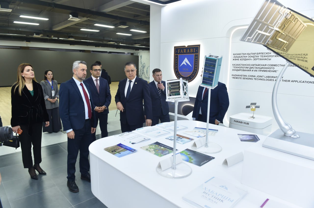 The scientific potential of KazNU was presented to the Armenian delegation