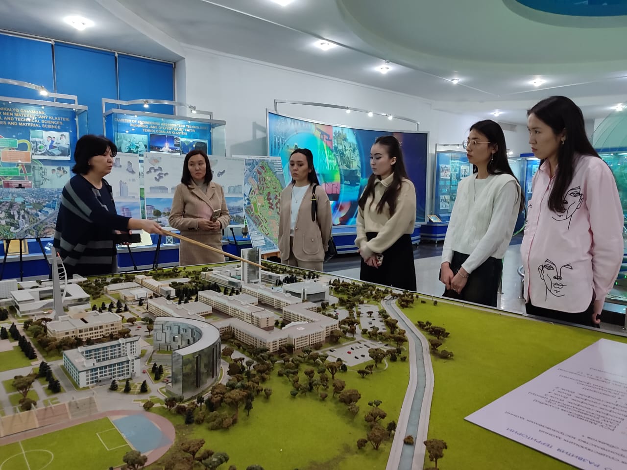 Undergraduates of the Kazakh National Women's Pedagogical University became guests of the KazNU Museum
