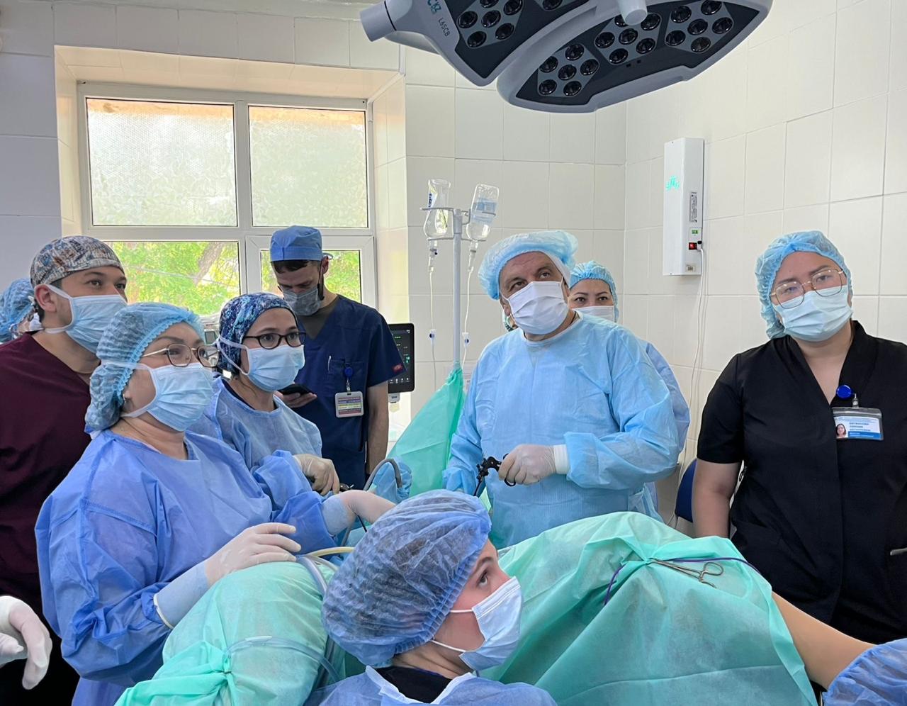 A two-day master class in oncogynecology was successfully held at the Almaty Regional Multidisciplinary Clinic with the participation of an international expert, Professor Dr. Murat Dede, a specialist in gynecology, surgery, and oncogynecology.