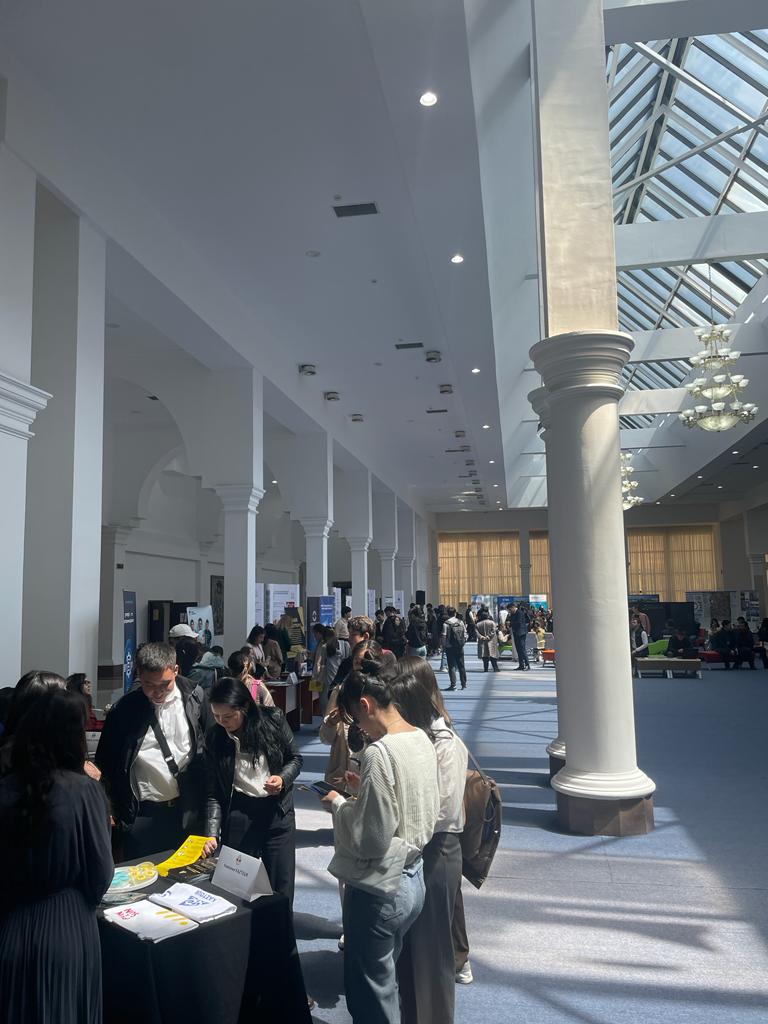 The Job Fair was organized and held jointly with Digital Farabi.