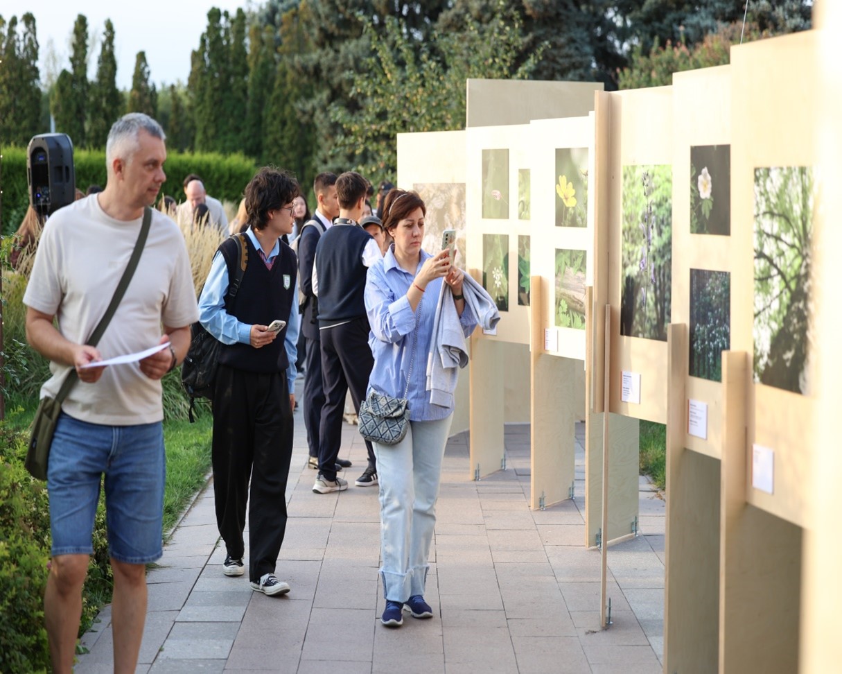 The Exhibition of photographs by teenagers – graduates of the Wildlife Photographer of the Year Kazakhstan 2024