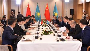 RECTOR OF KAZNU MET WITH MA XINGRUI