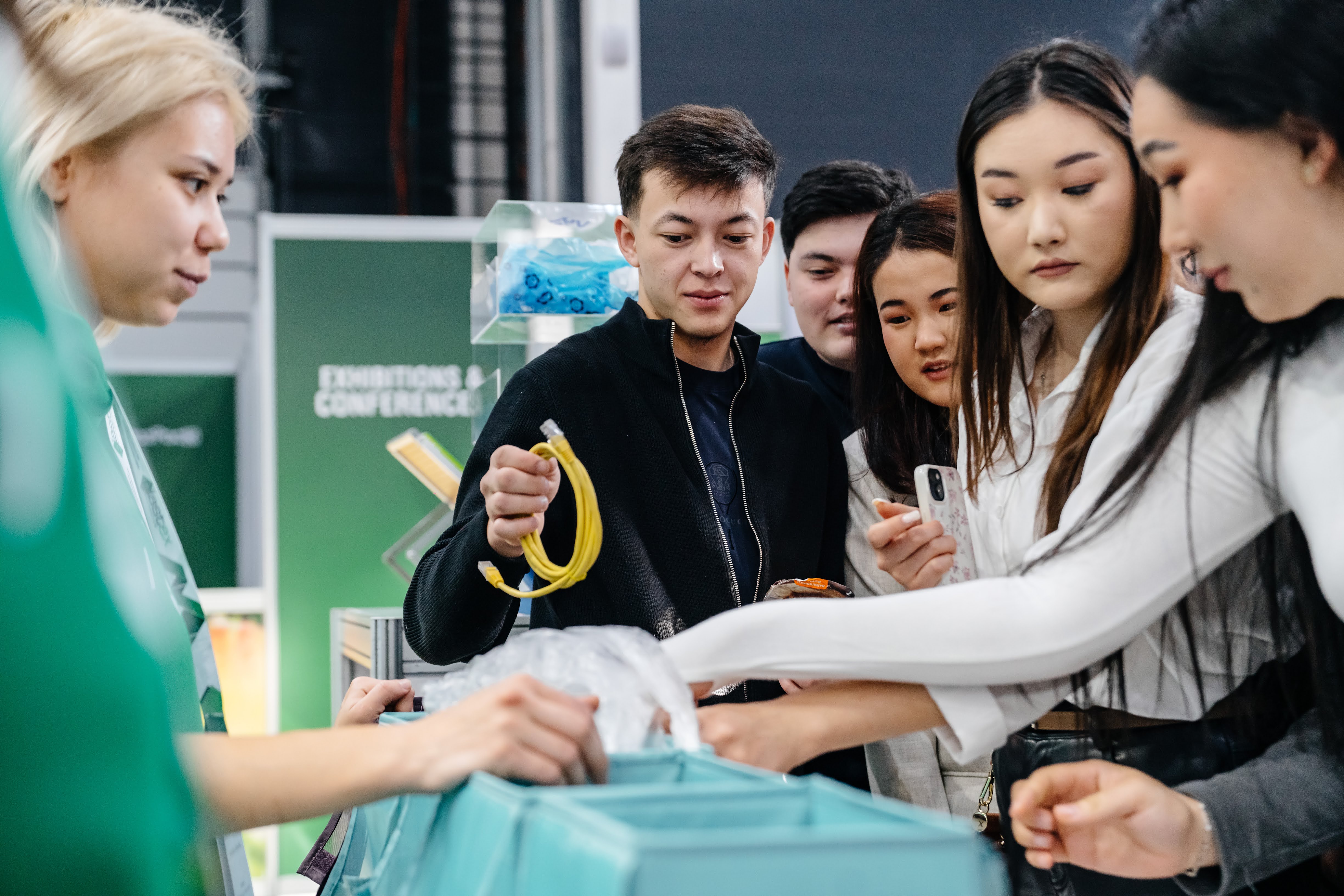 Посещение выставки Plastex Qazaqstan 2025: новые знания для студентов КазНУ