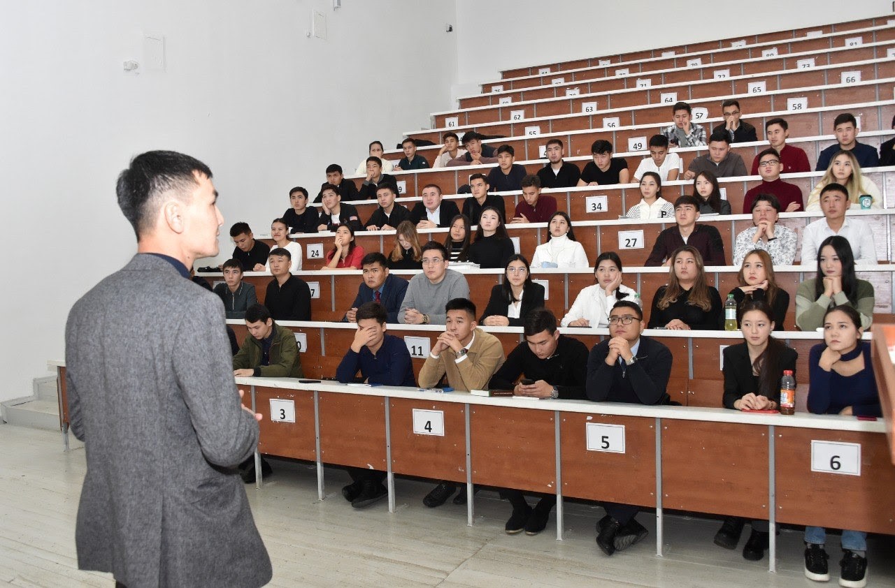 Семинар-тренинг на тему «Становление индивида. Иррациональная этика».