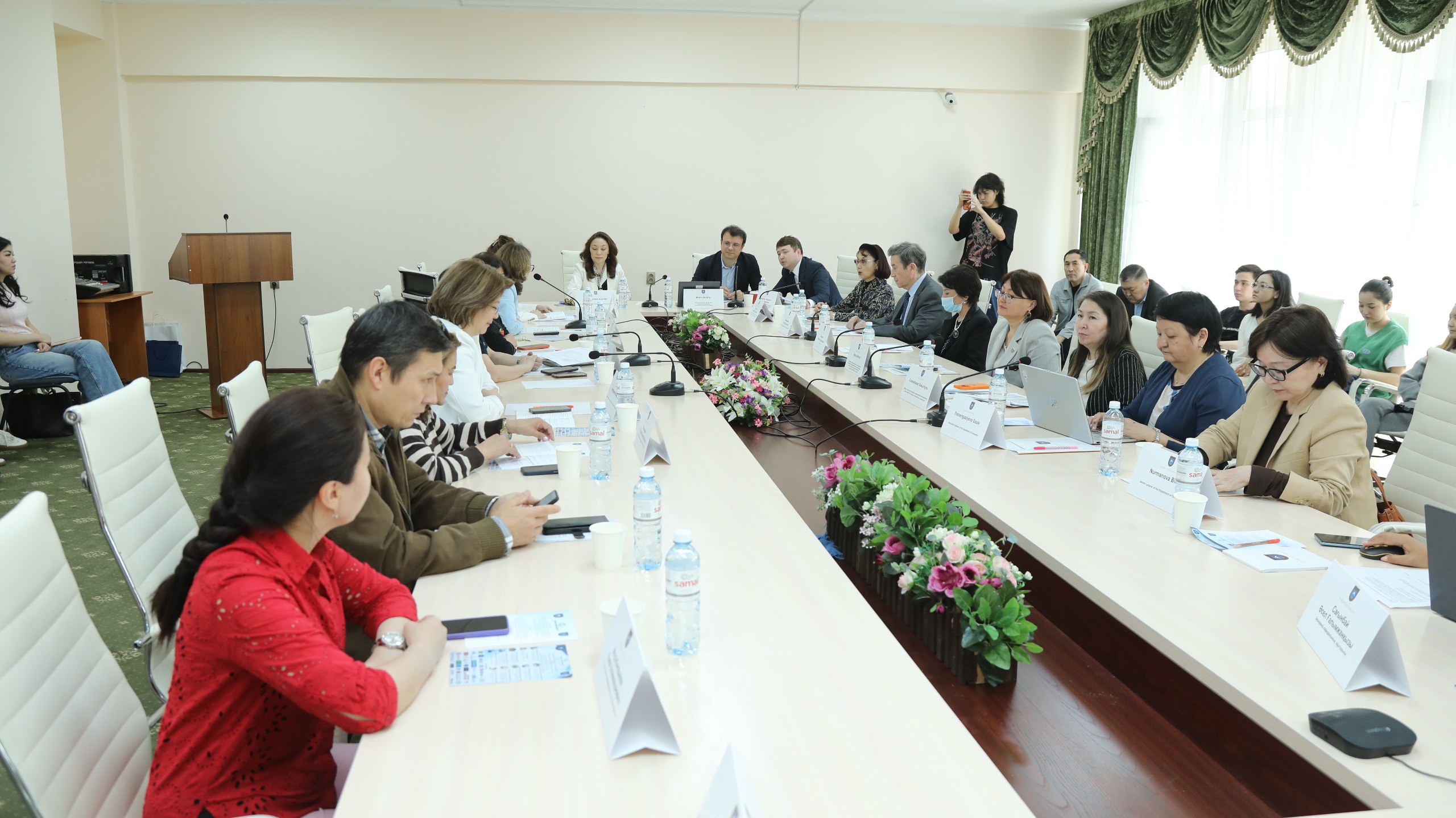 Experts presented the results of the poverty study