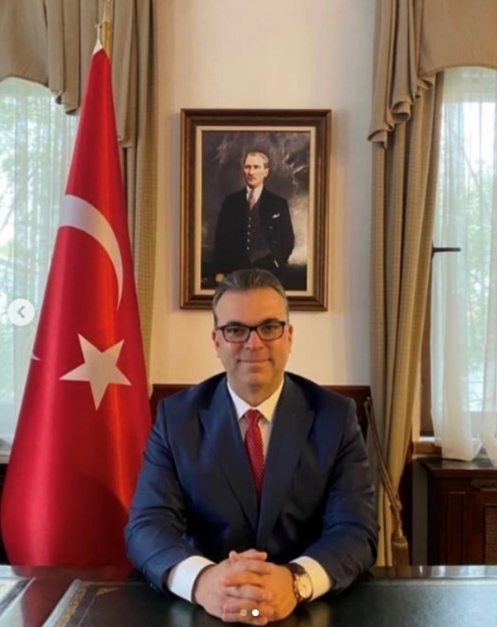 Meeting with the Consul General of the Republic of Turkish in Almaty, Evren Muderisoglu, and the Education Attaché of Turkish in Kazakhstan, Ayhan Korkmaz