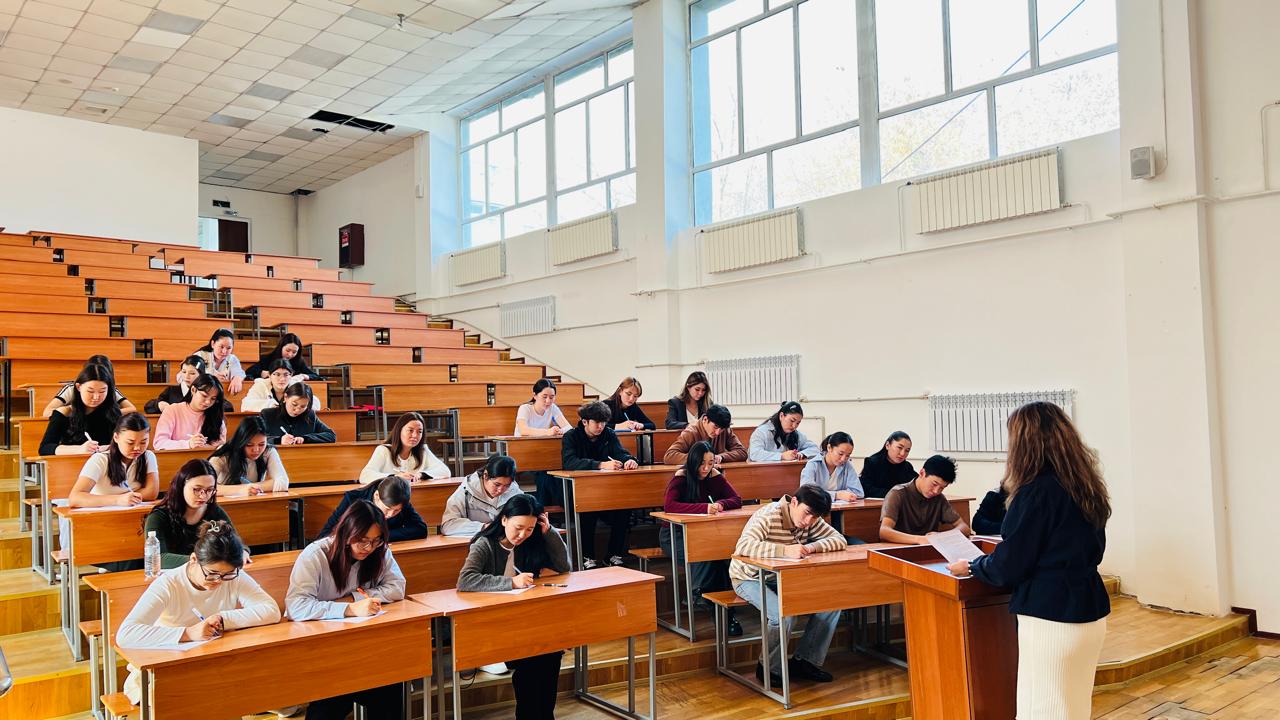 🎓 «Правовой диктант – 2025» прошёл в КазНУ имени аль-Фараби! ⚖️