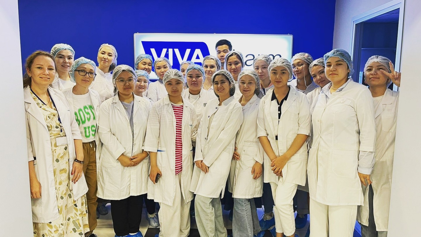 "Viva Pharm"фармацевтикалық компаниясына бару