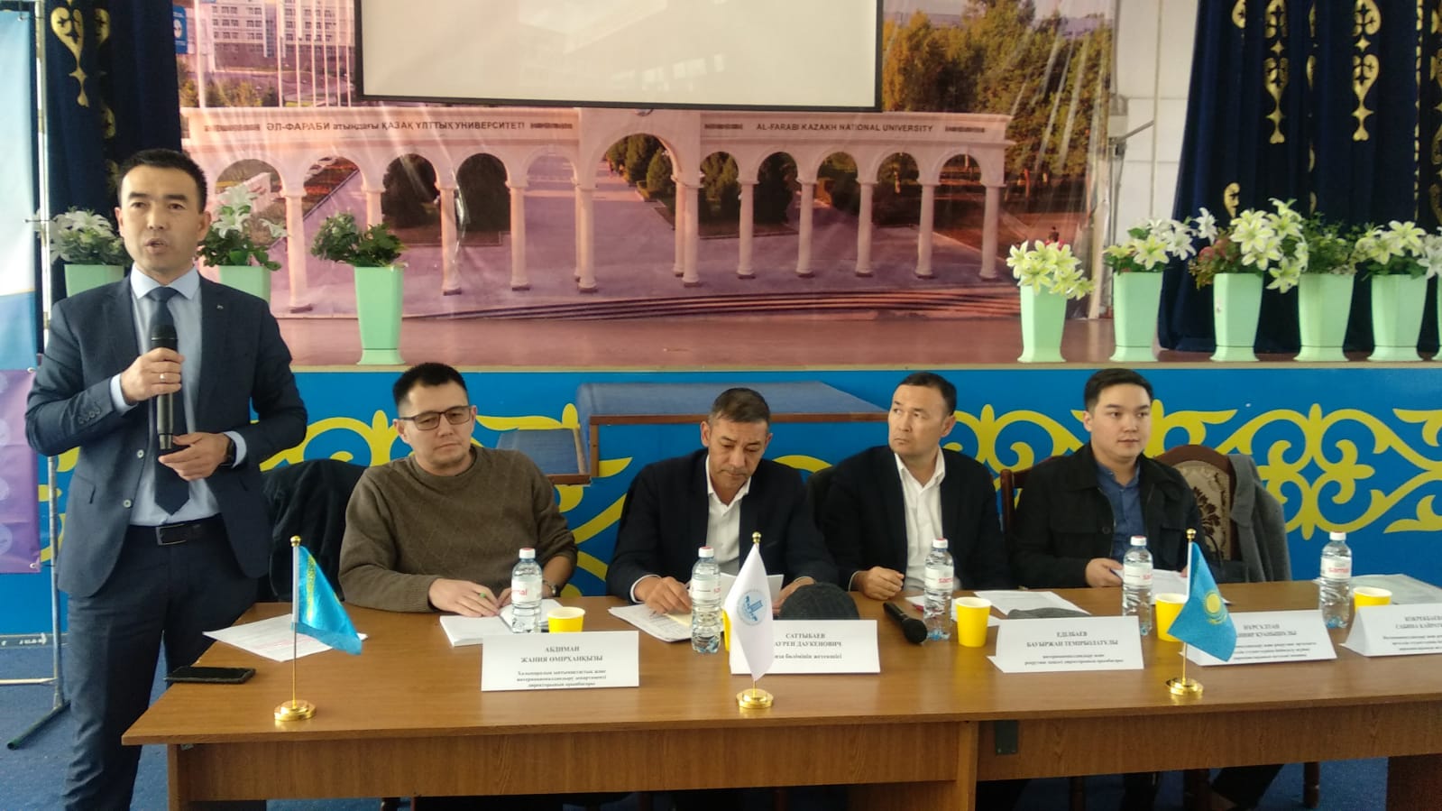 A meeting on the visa issue was held