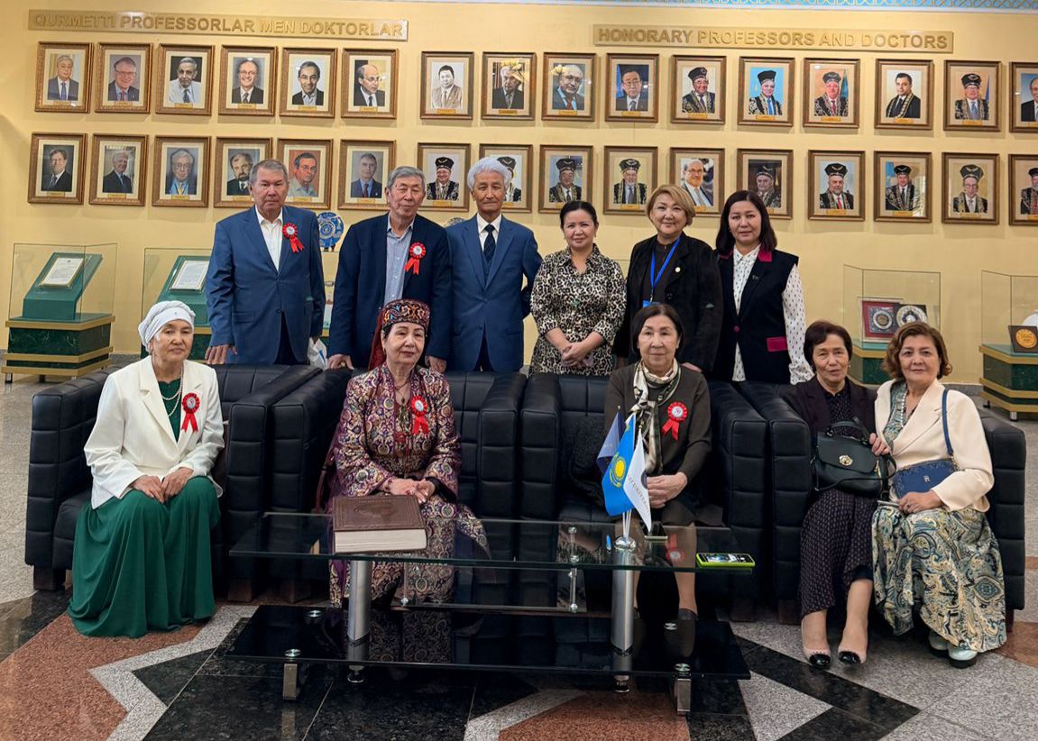 Anniversary Reunion of Journalism Faculty Graduates