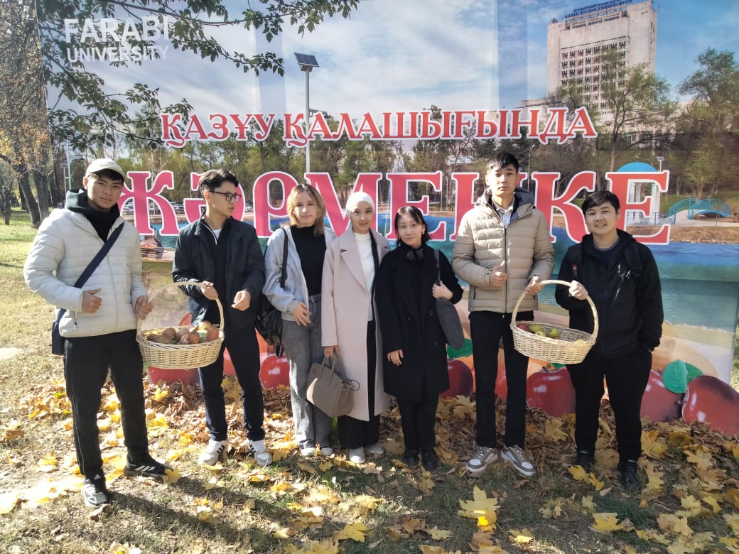 Сельскохозяйственная ярмарка в КазНУ им. аль-Фараби